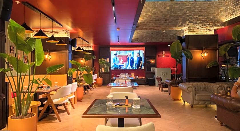 Best Western Plus Khan Hotel