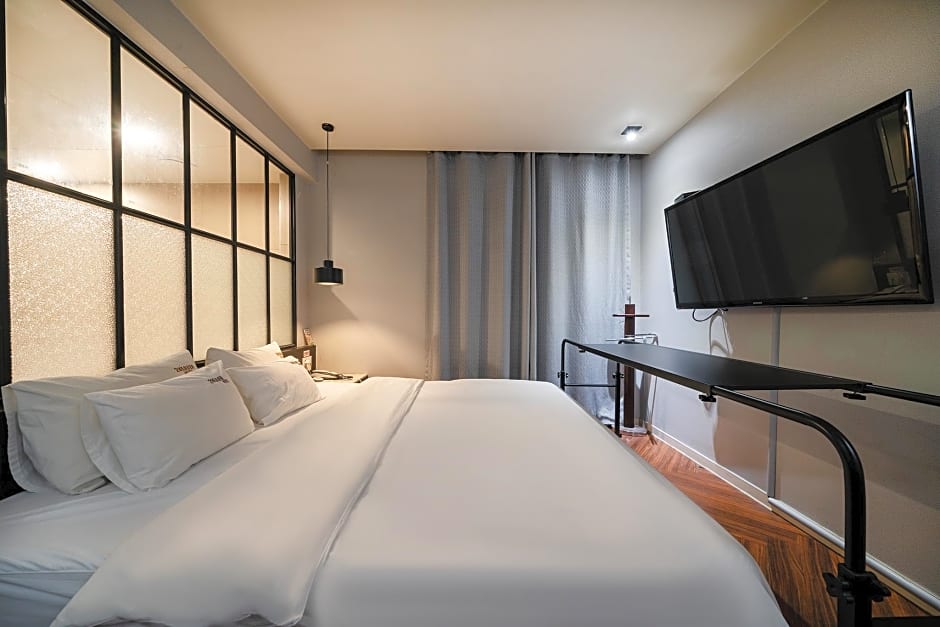 Two Heaven Hotel Busan Songdo