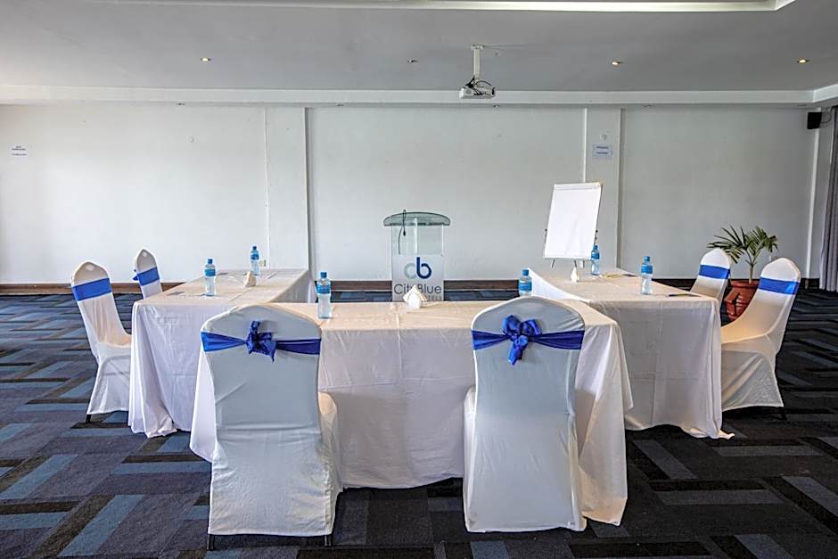 CityBlue Creekside Hotel & Suites