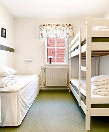 Triple Room with Shared Bathroom