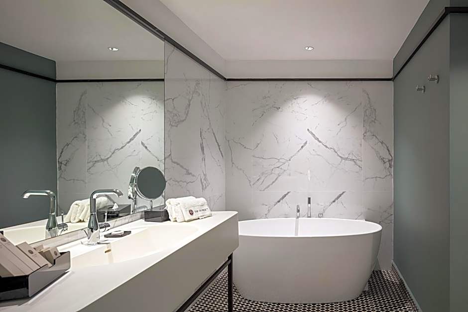 The George Penang by The Crest Collection