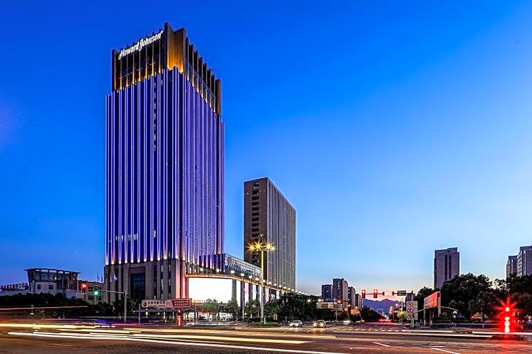 Howard Johnson by Wyndham Longxiang Hotel Ningbo