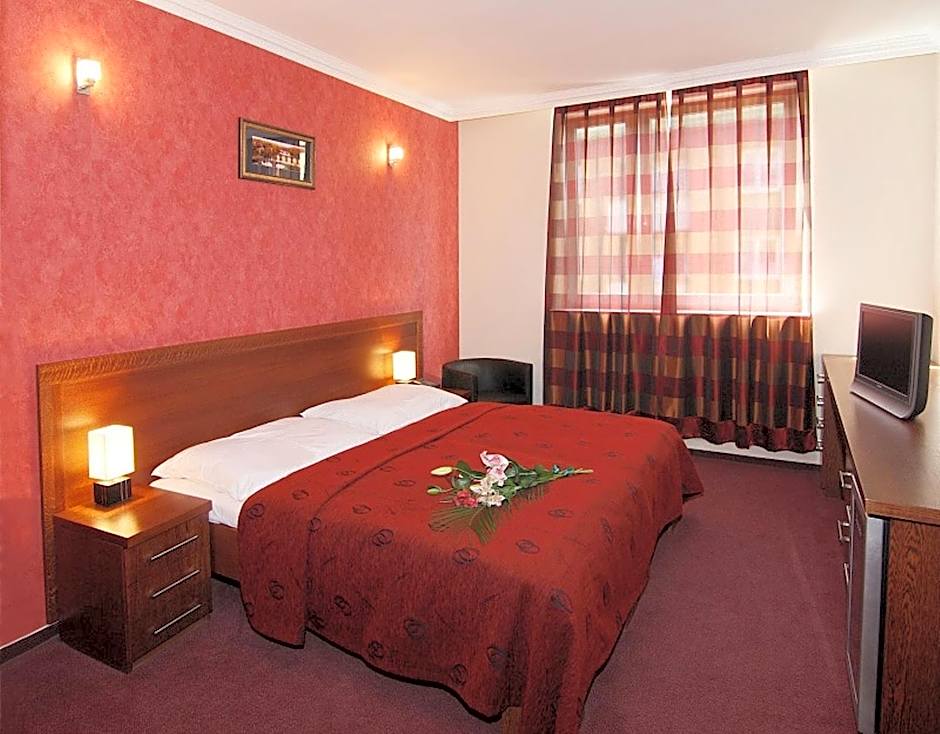 Relax Inn