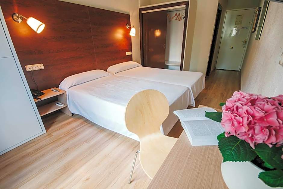 Hotel Embajador