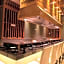 Zhongwei Green Lake Hotel Kunming