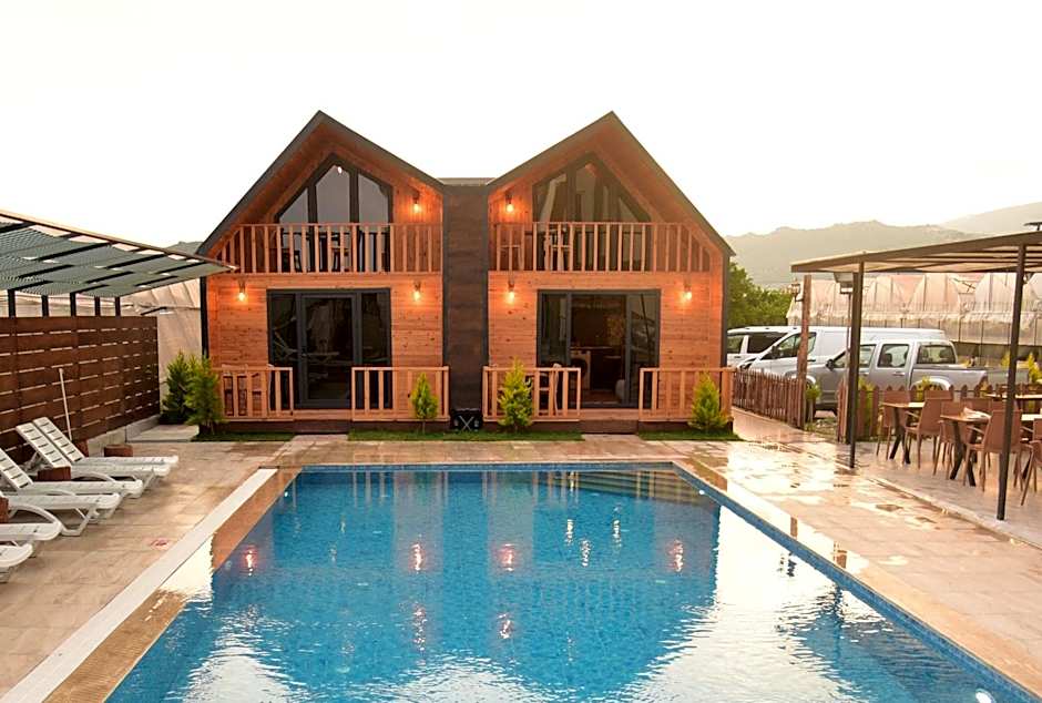 Photo 1 of 9 of Deluxe Bungalow