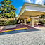 Quality Inn & Suites Conference Center Statesboro Historic District