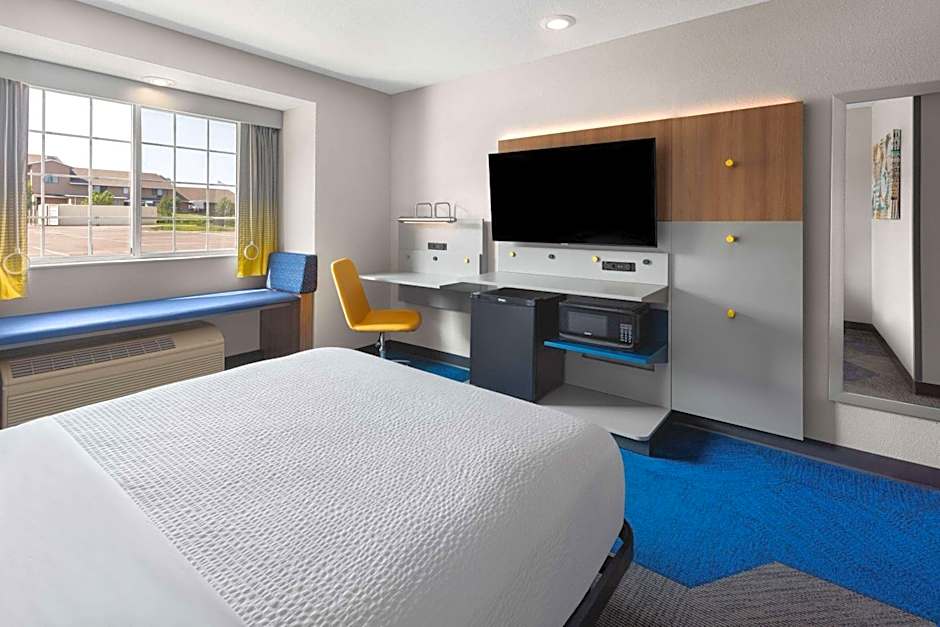 Microtel Inn & Suites By Wyndham Rapid City