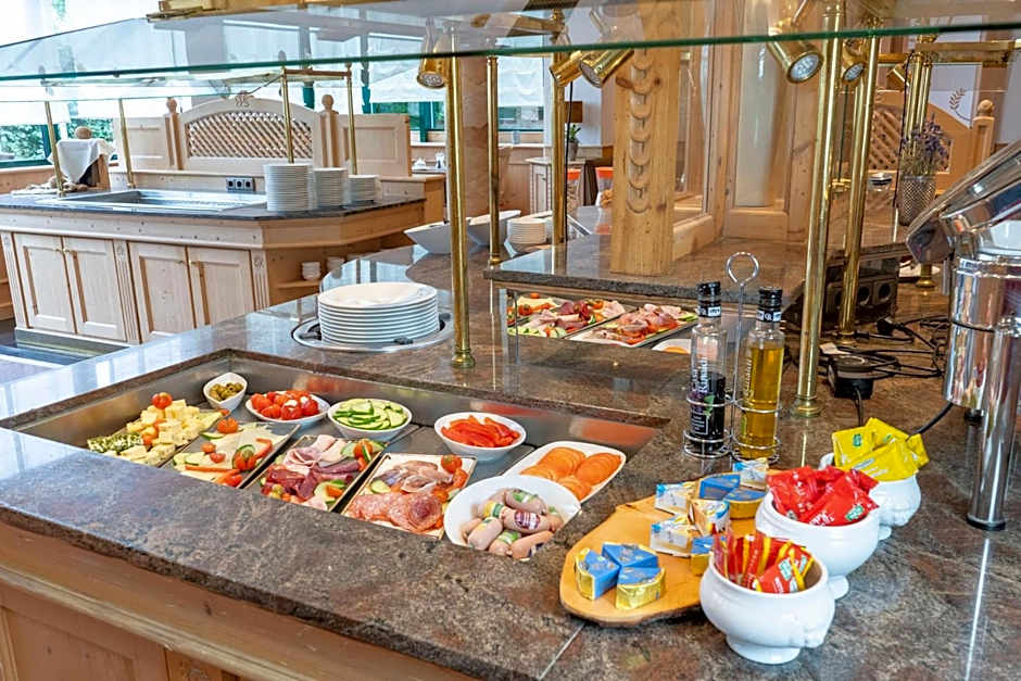 Atomis Hotel Munich Airport by Mercure