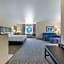 Comfort Suites Lake Geneva East