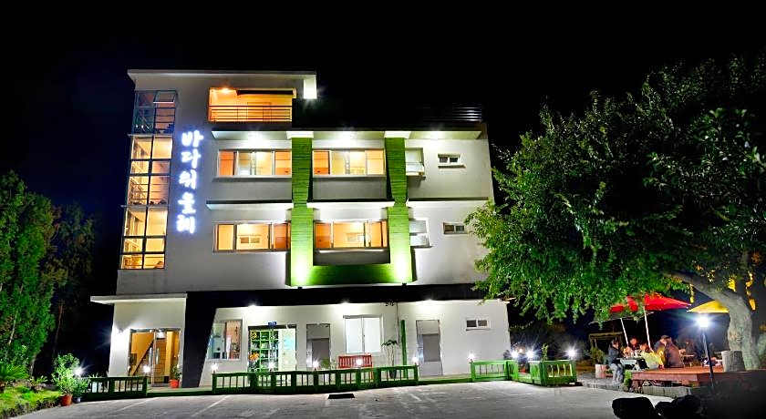 Jeju Bada Wi Olle Pension