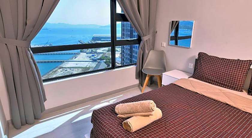 Seaview & Sunset view @Jesselton Quay by StayPlace