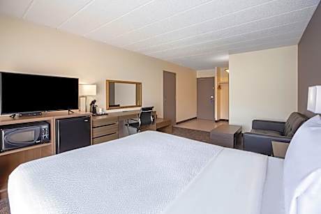 Deluxe Queen Room - Non-Smoking