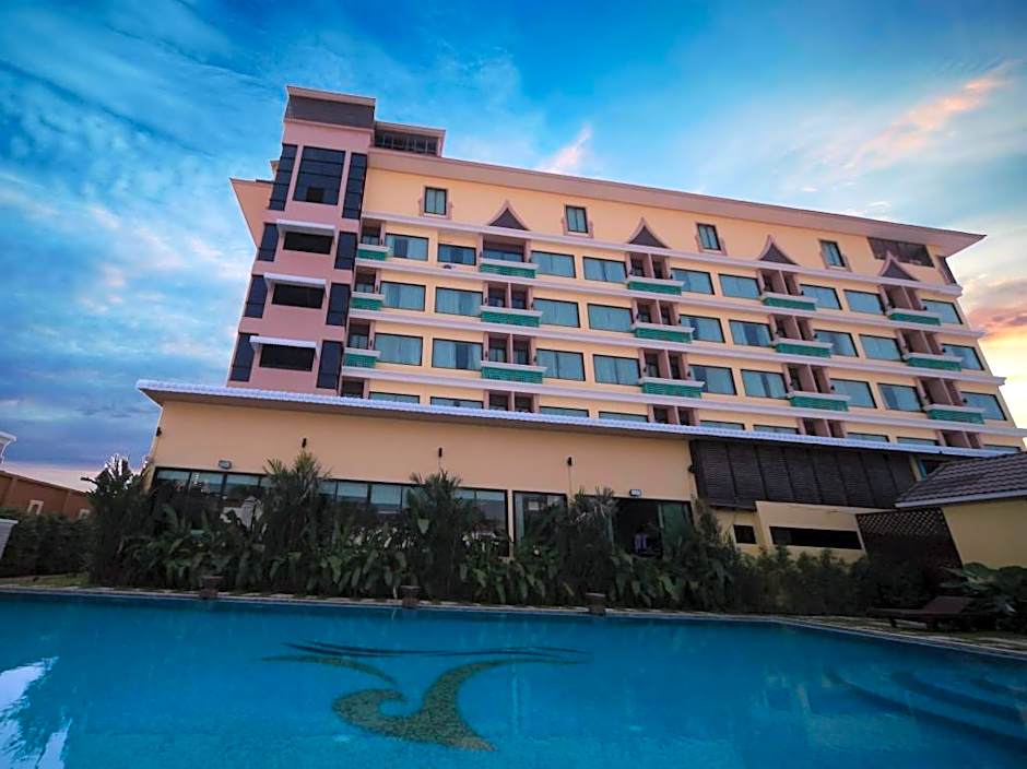 Ruean Phae Royal Park Phitsanulok