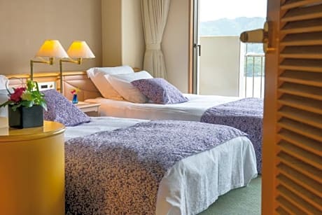 Quadruple Room with Tatami Area