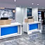Holiday Inn Express & Suites Mississauga-Toronto Southwest By IHG
