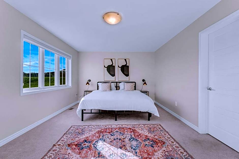 Spacious Family Getaway Near Nature & Dining