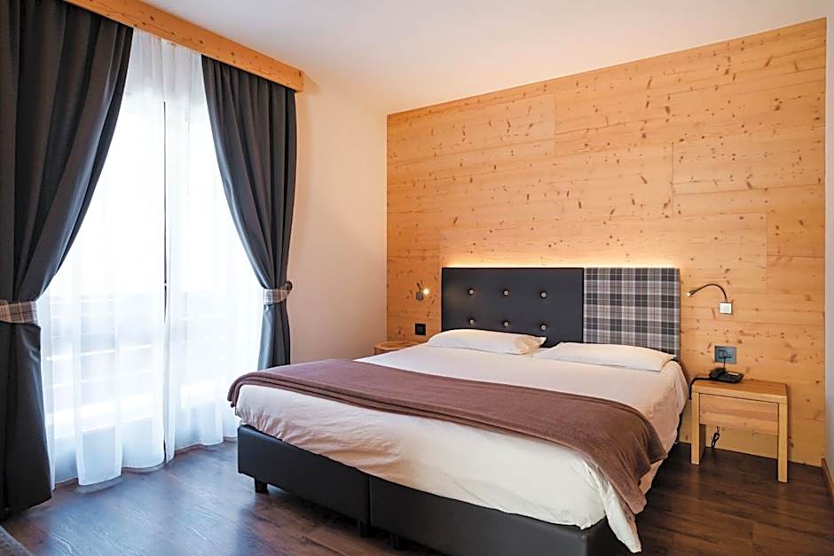 Hotel Piccola Baita