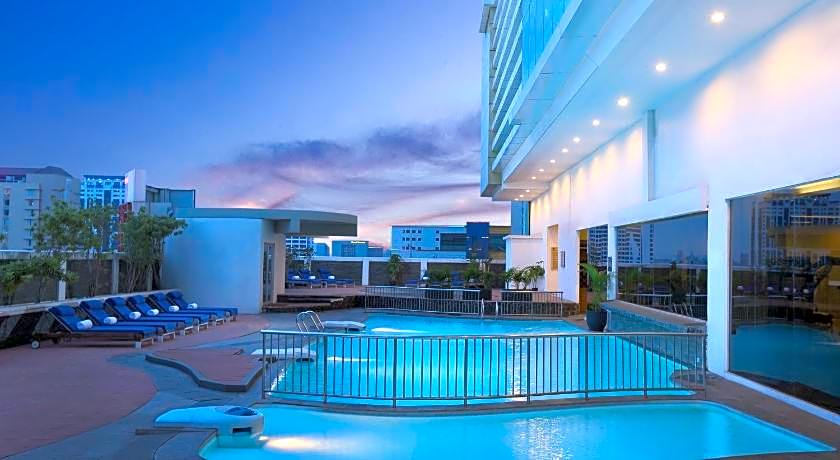 Novotel Jakarta Gajah Mada Hotel