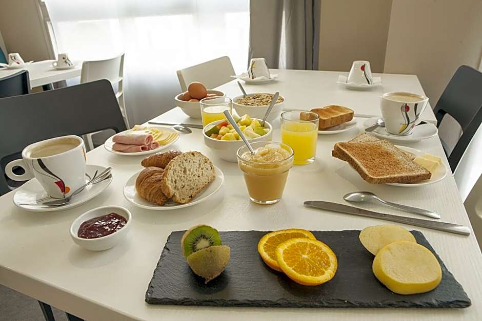 Inter-Hotel Nantes Centre Gare Novella