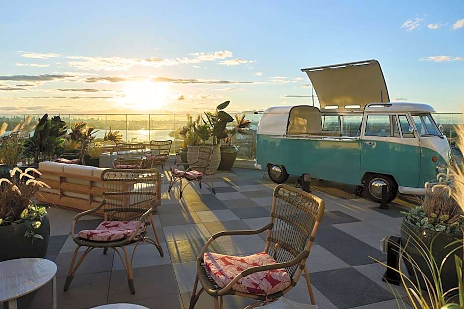 Renaissance New York Flushing Hotel at Tangram