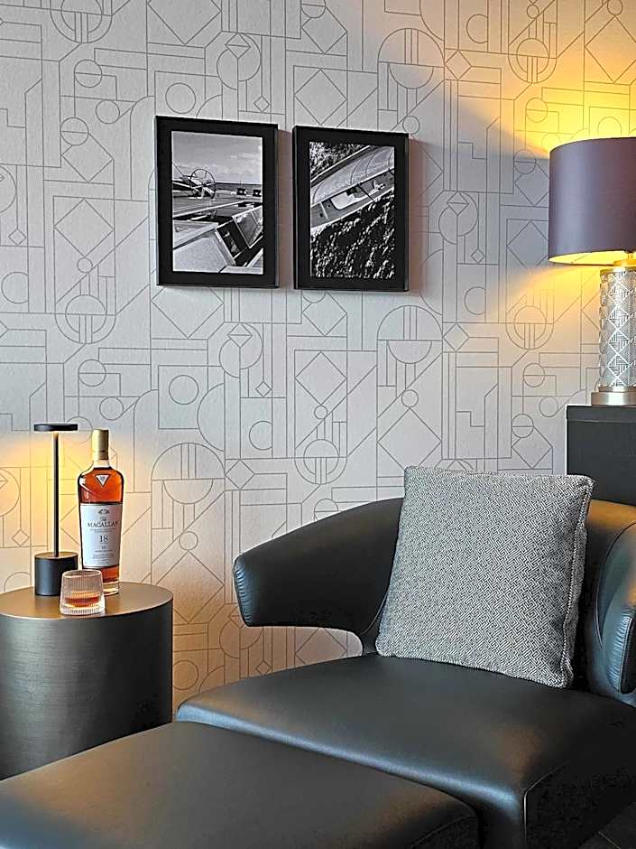 Kamo Residences by Reflections