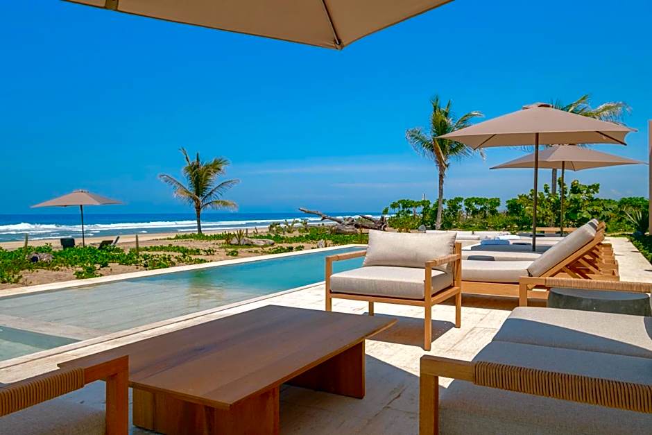 ONTO House Puerto Escondido