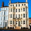 OYO Marine Parade Hotel, Eastbourne Pier