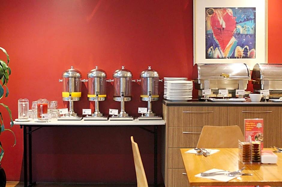 YEHS Hotel Melbourne CBD