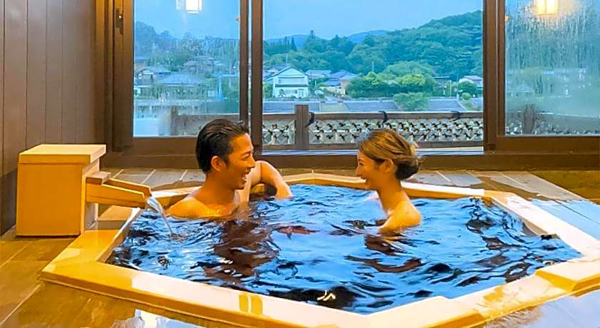 Kameyama Onsen Hotel