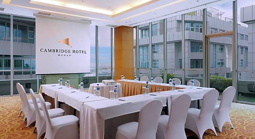 Cambridge Hotel Medan