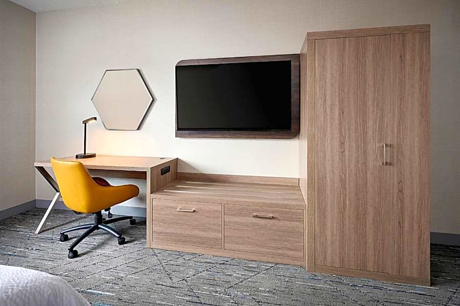 Holiday Inn Express Hamilton Upper James By IHG