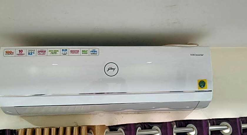 Hotel Sai Viraj Palace 