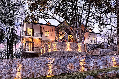 INFINITEA Dakbunglow Palampur