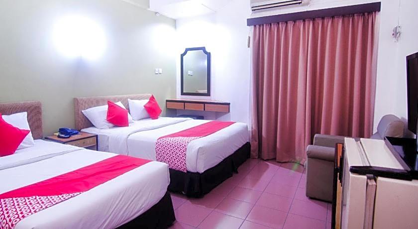 Super OYO 979 Hua Kuok Inn