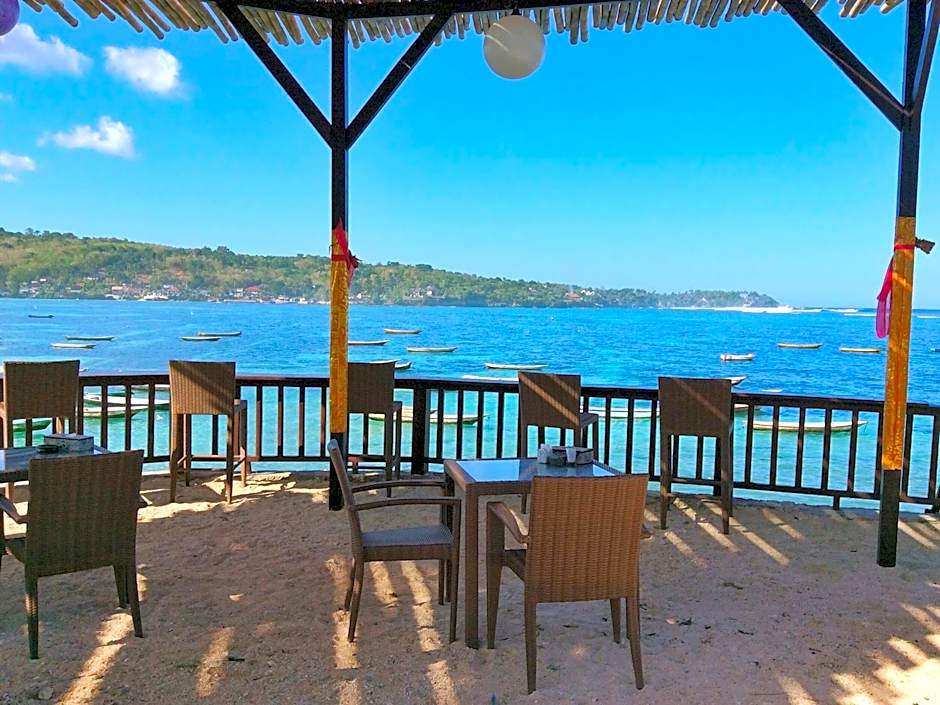 Laguna Reef Huts