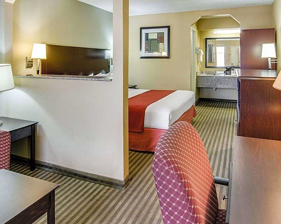 Quality Inn Mt. Pleasant