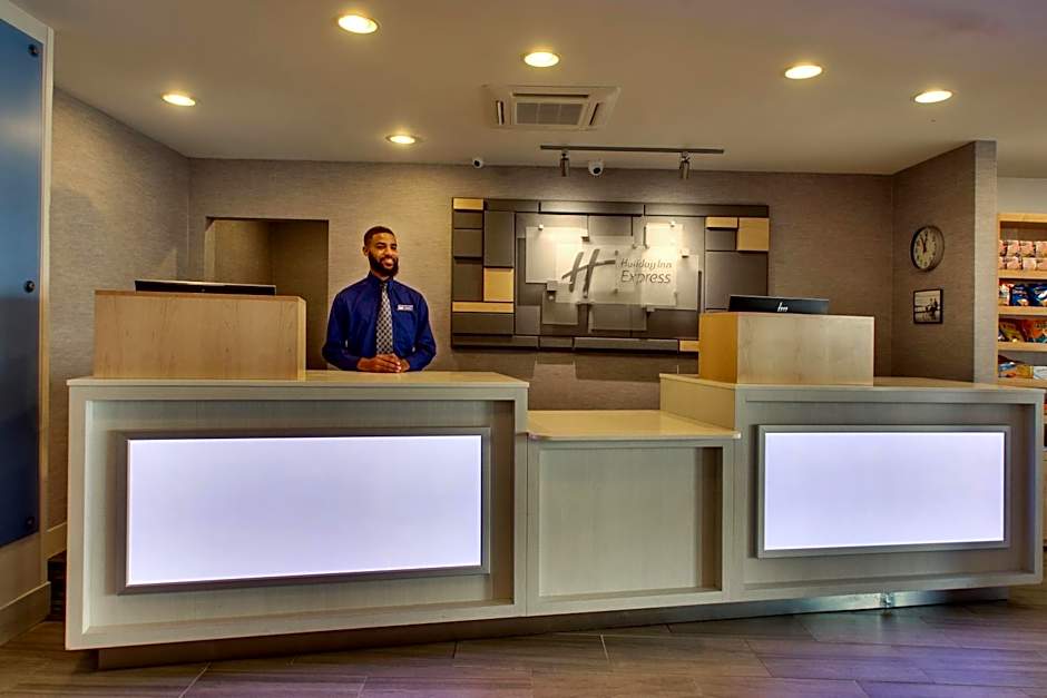 Holiday Inn Express Baltimore BWI Airport West By IHG