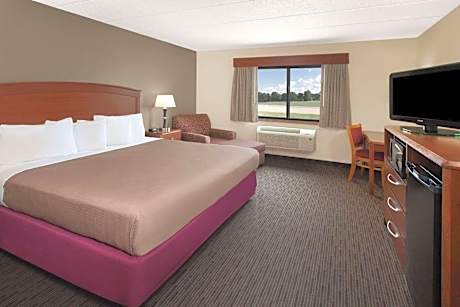 King Room - Mobility Access/Non-Smoking