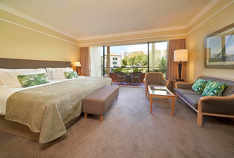 The Cliff Bay - PortoBay