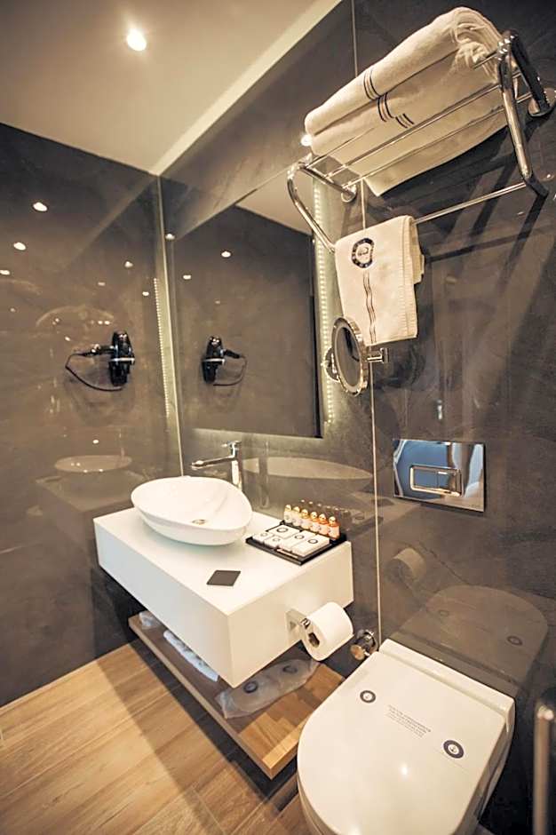 Burhaniye Marina Boutique Hotel