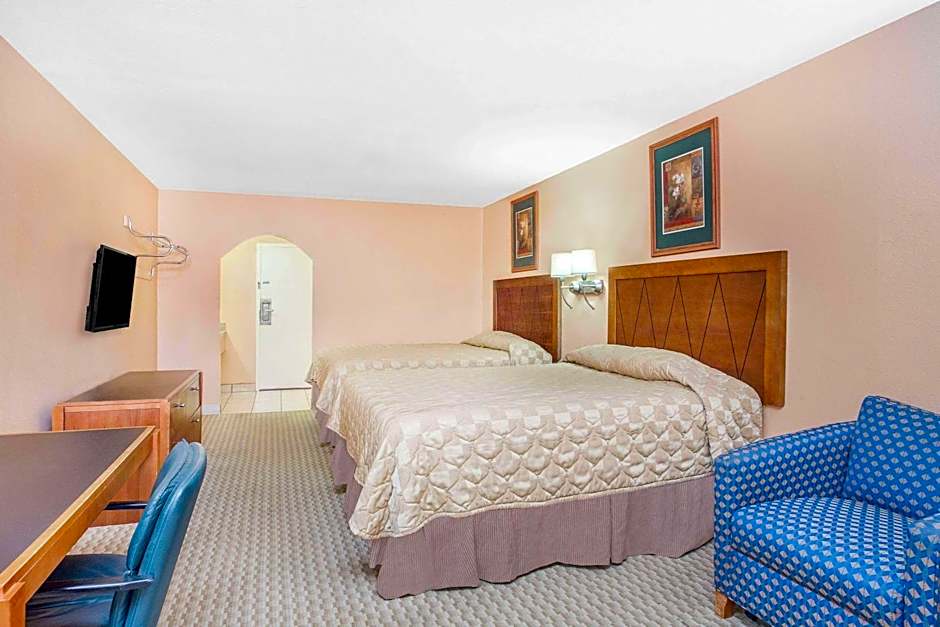 Super 8 by Wyndham San Angelo