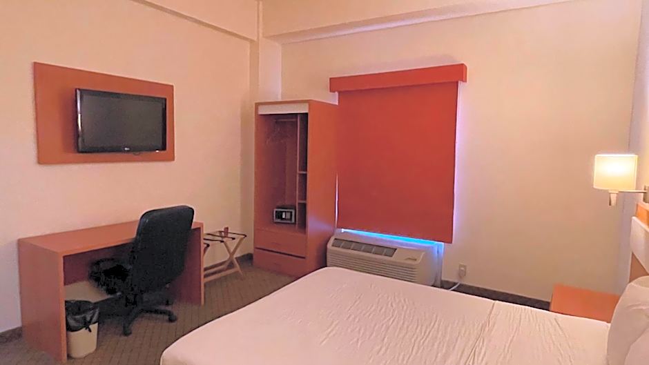 Los Herederos Hotel y Resto