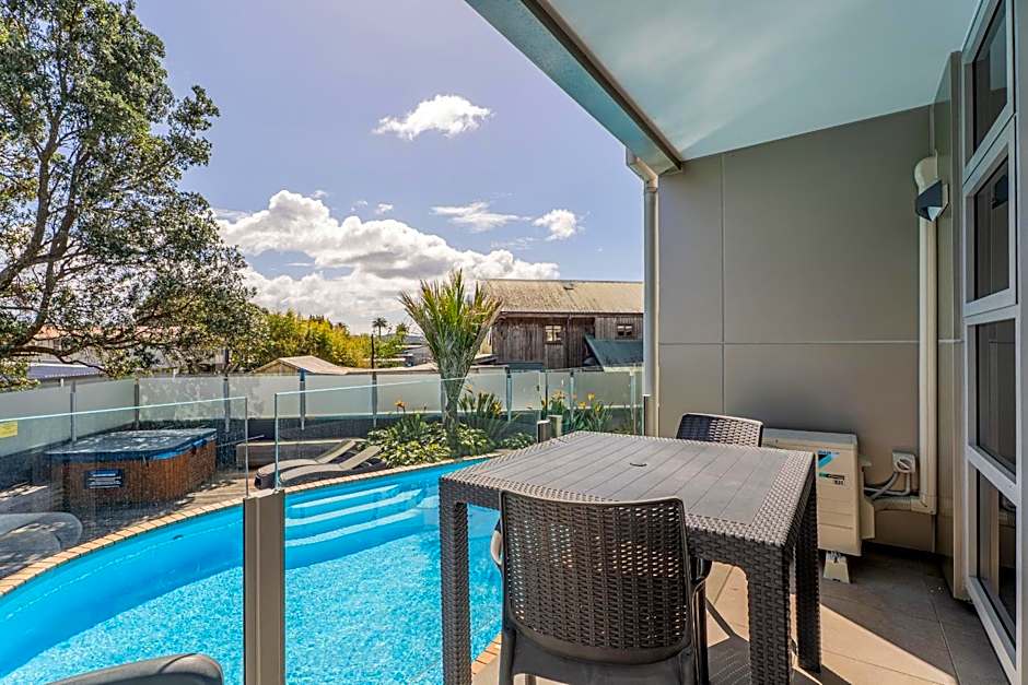 Esplanade Apartments