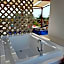 Villa con alberca, a una cuadra del mar