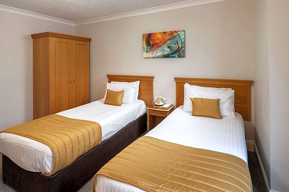 Photo 1 of 5 of Standard 2 Twin Beds