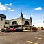 Camelot Inn