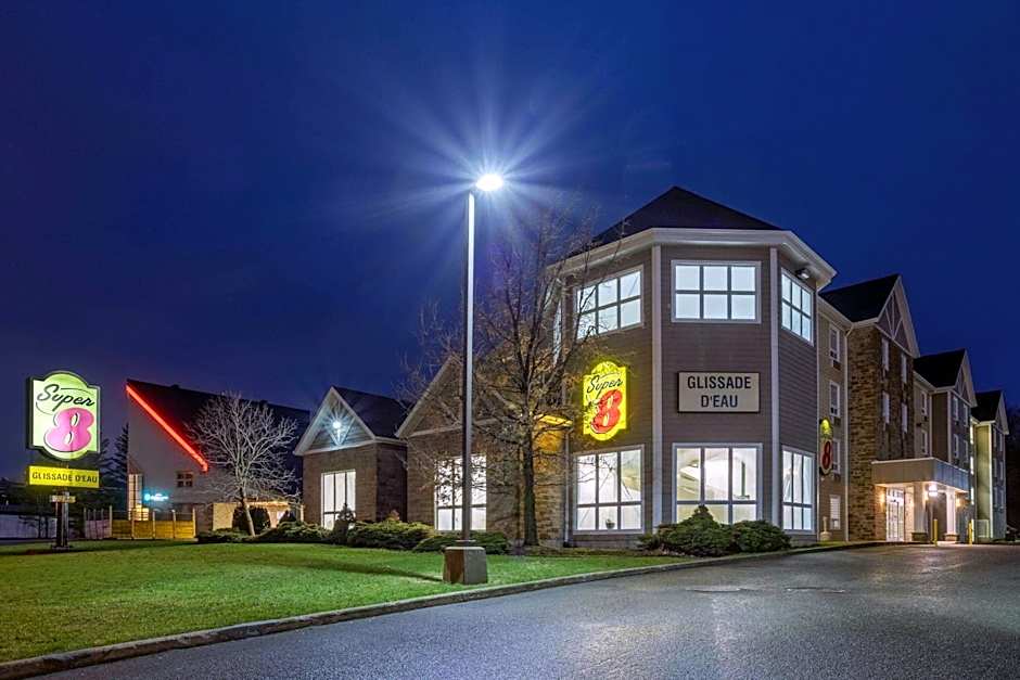 Super 8 by Wyndham Quebec City
