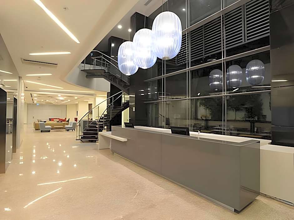 Benjamin Herzliya Business Hotel