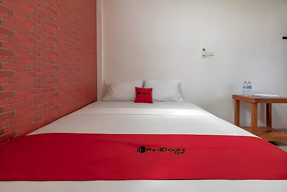 RedDoorz Syariah near Jakabaring Sport City Palembang